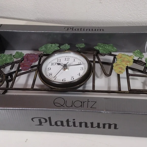 𝅺platinum quartz home wall decor keychain holder - Picture 9 of 9